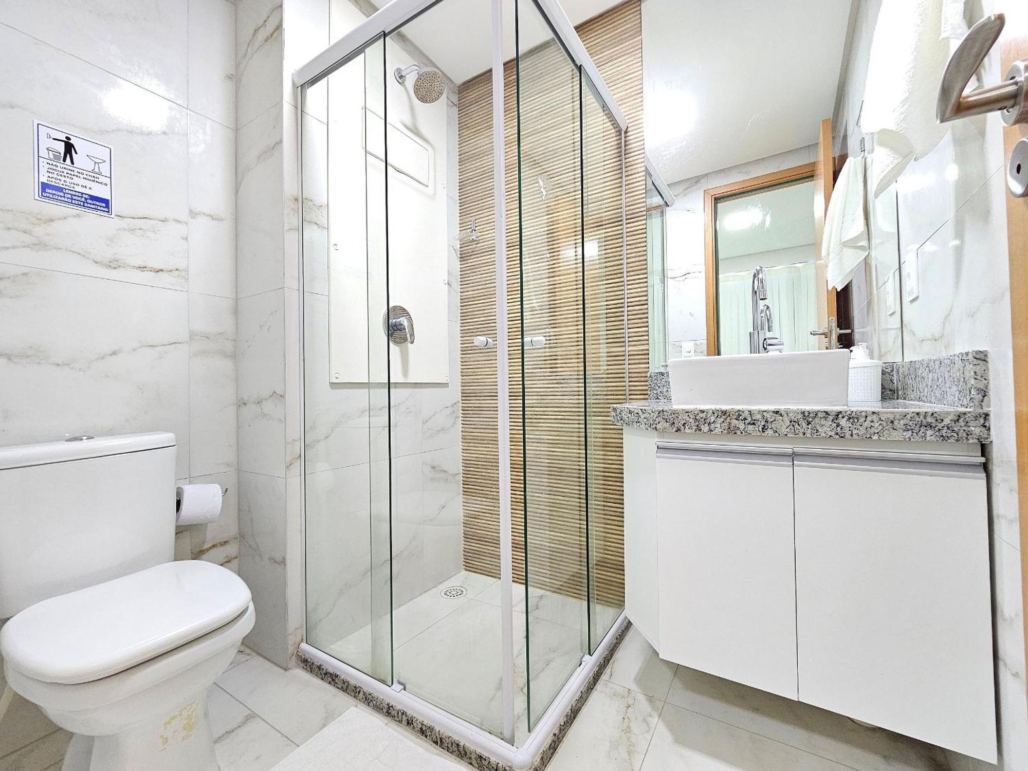 De 2 Quartos Em Apartamento